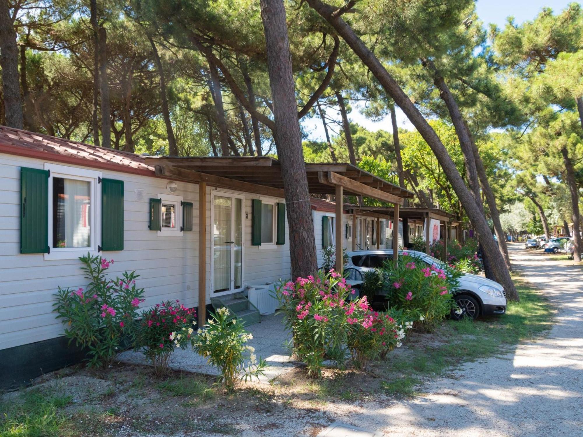 Detached Mobile Home With Terrace Near The Sea On The Adriatic Coast Lido di Spina Exterior photo